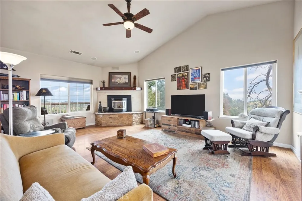 19351 Quail Tehachapi, CA 93561
