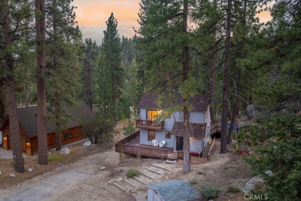 39075 Rim Of The World Fawnskin, CA 92333
