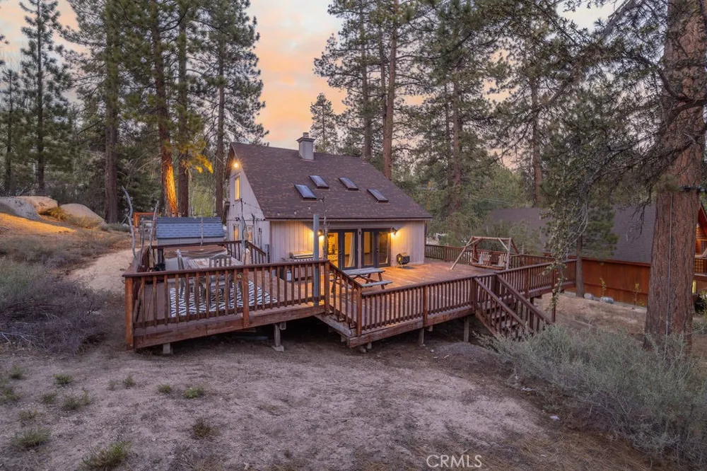 39075 Rim Of The World Fawnskin, CA 92333