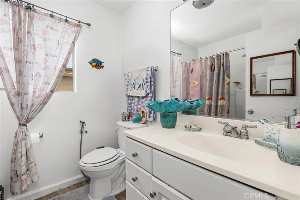 20146 Cohasset #11 Winnetka, CA 91306