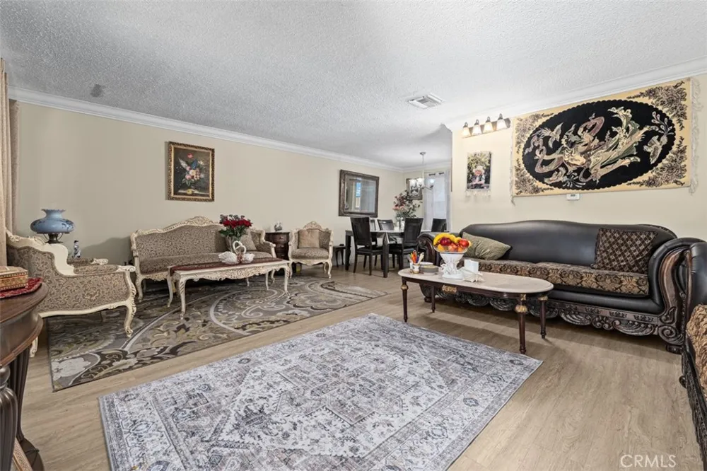 20146 Cohasset #11 Winnetka, CA 91306