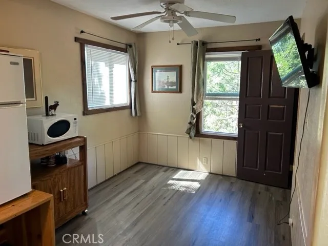 2726 View Drive Running Springs, CA 92382