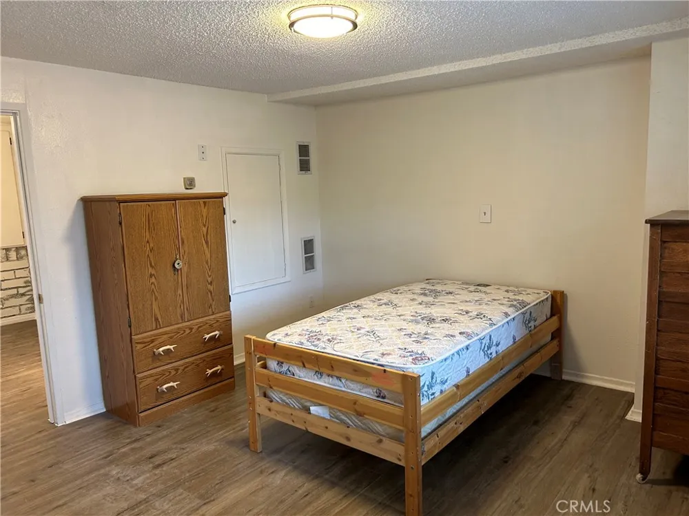 2726 View Drive Running Springs, CA 92382