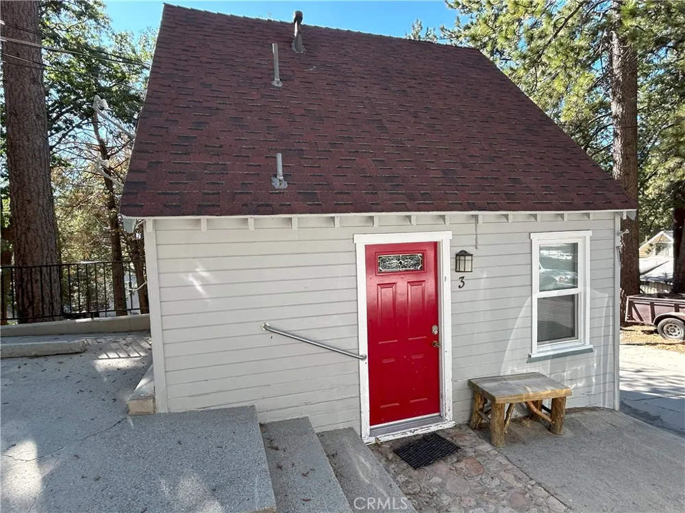2726 View Drive Running Springs, CA 92382