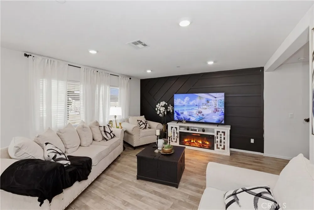 10143 Colten Ridge Street Adelanto, CA 92301