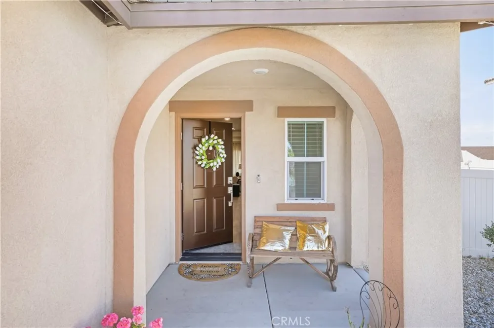 10143 Colten Ridge Street Adelanto, CA 92301