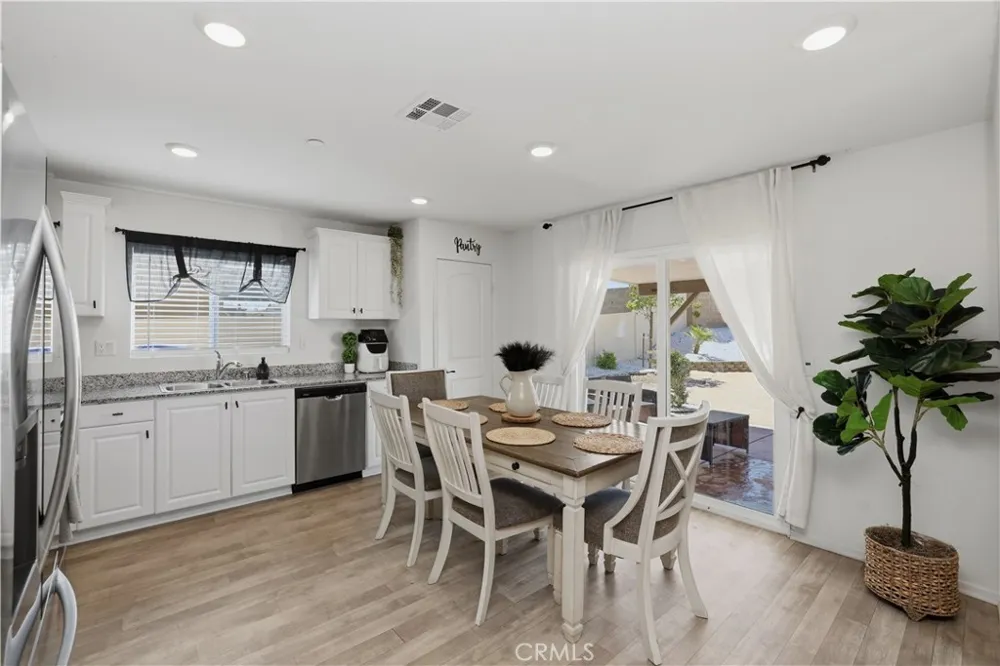 10143 Colten Ridge Street Adelanto, CA 92301