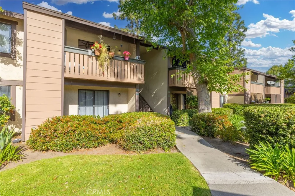 20702 El Toro Unit 233 Lake Forest, CA 92630