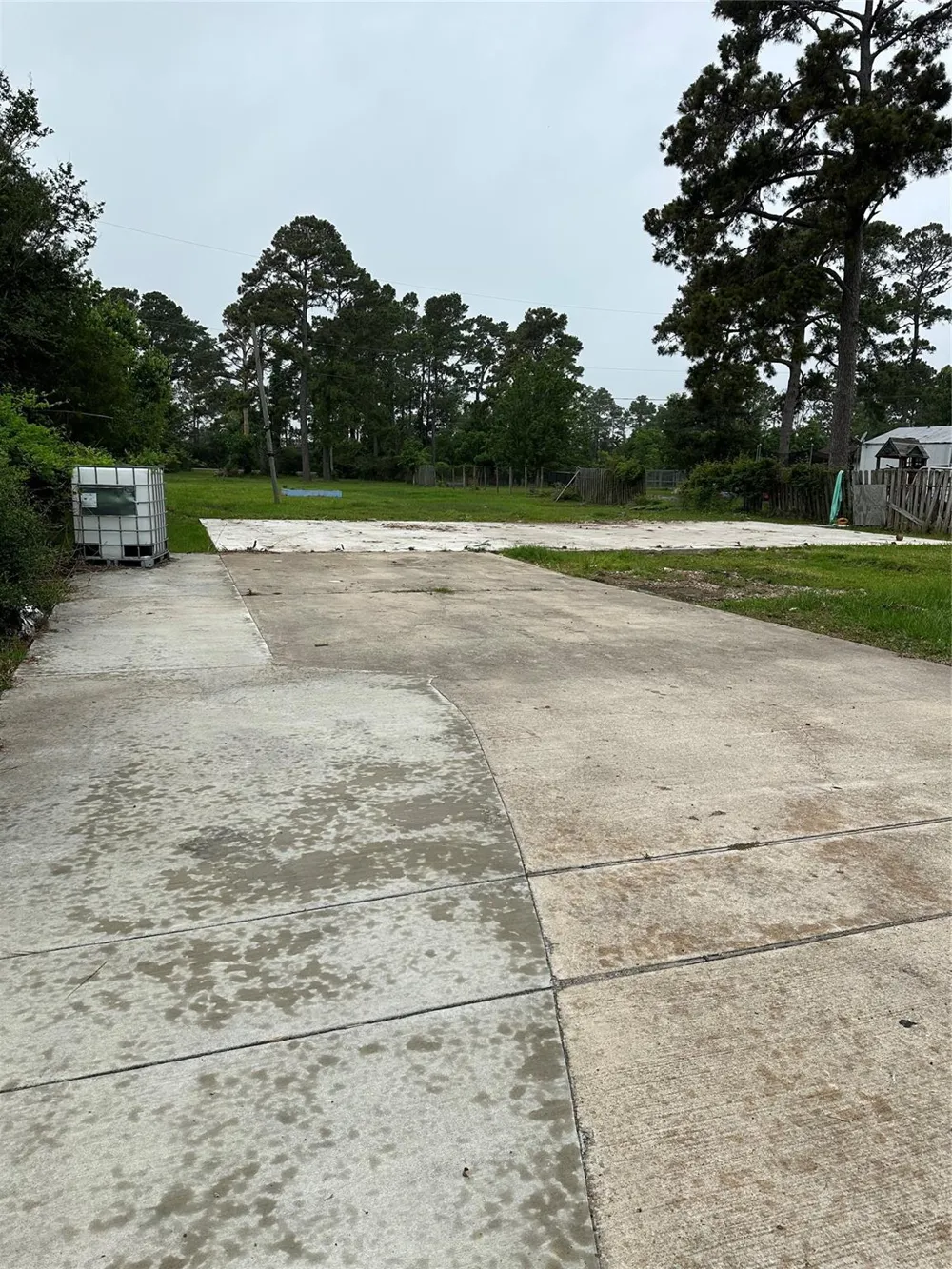 5020 Pine Street Seabrook, TX 77586