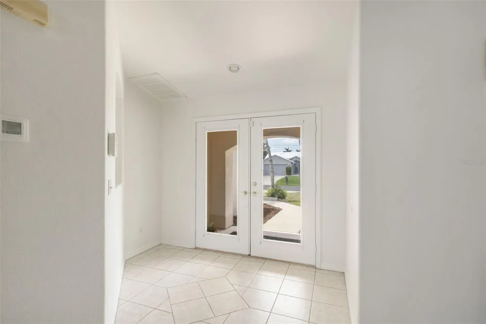 5333 SW 16TH PLACE Cape Coral, FL 33914