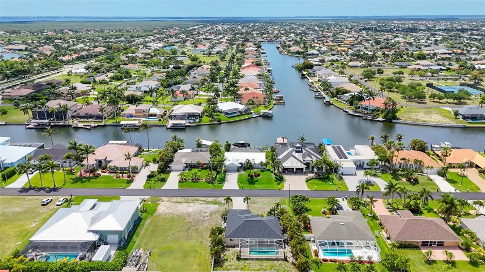 5333 SW 16TH PLACE Cape Coral, FL 33914