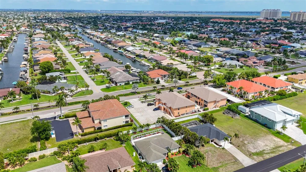 5333 SW 16TH PLACE Cape Coral, FL 33914