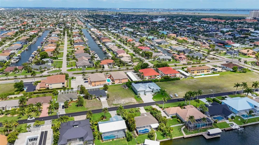 5333 SW 16TH PLACE Cape Coral, FL 33914