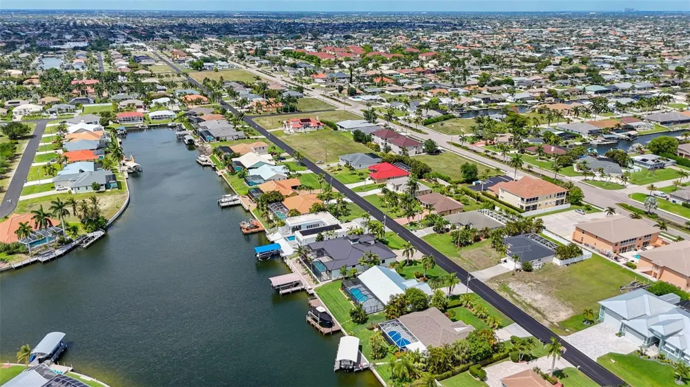 5333 SW 16TH PLACE Cape Coral, FL 33914