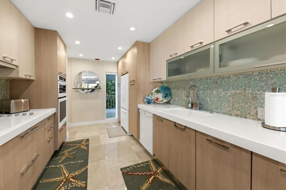 5757 GULF OF MEXICO DRIVE #305 Longboat Key, FL 34228