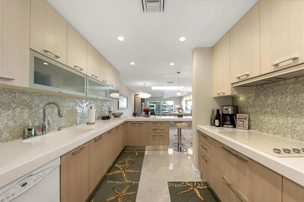 5757 GULF OF MEXICO DRIVE #305 Longboat Key, FL 34228