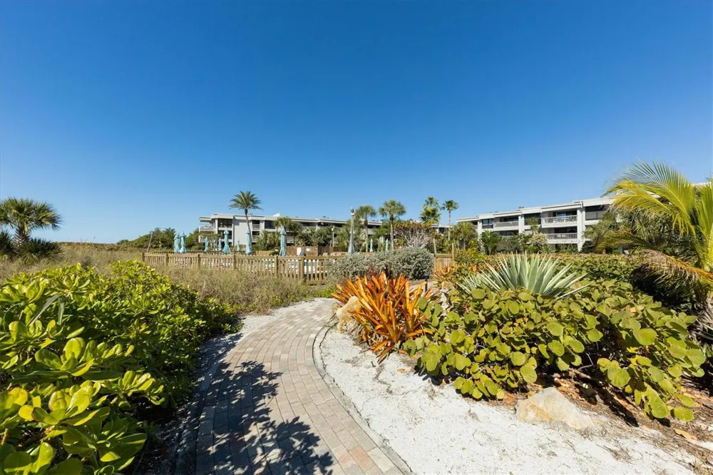 5757 GULF OF MEXICO DRIVE #305 Longboat Key, FL 34228