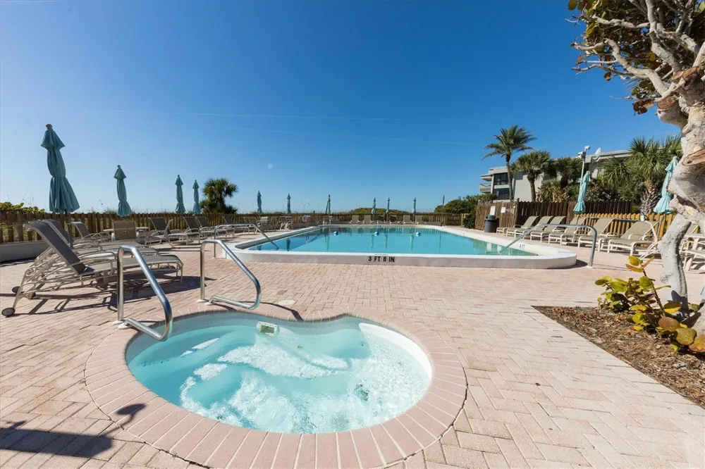 5757 GULF OF MEXICO DRIVE #305 Longboat Key, FL 34228