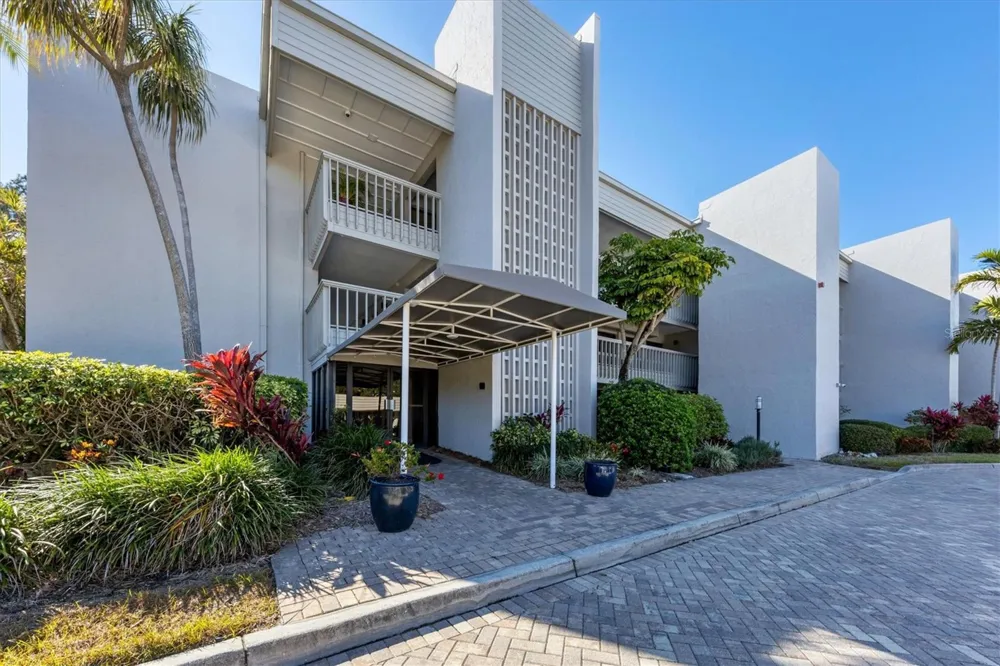 5757 GULF OF MEXICO DRIVE #305 Longboat Key, FL 34228
