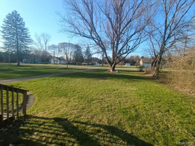 3310 E Pierson Road Genesee Charter Township, MI 48506