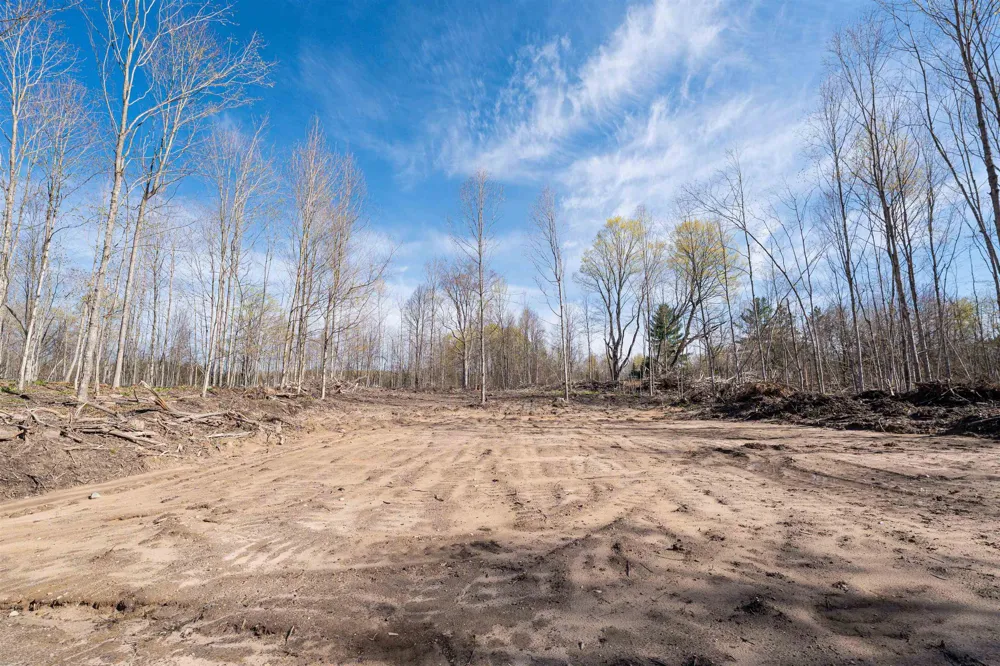 SE Crouch Road Garfield Township, MI 49633