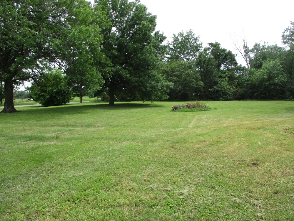 1026 County Road 1145 No City, TX 75472