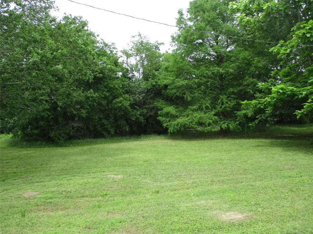 1026 County Road 1145 No City, TX 75472