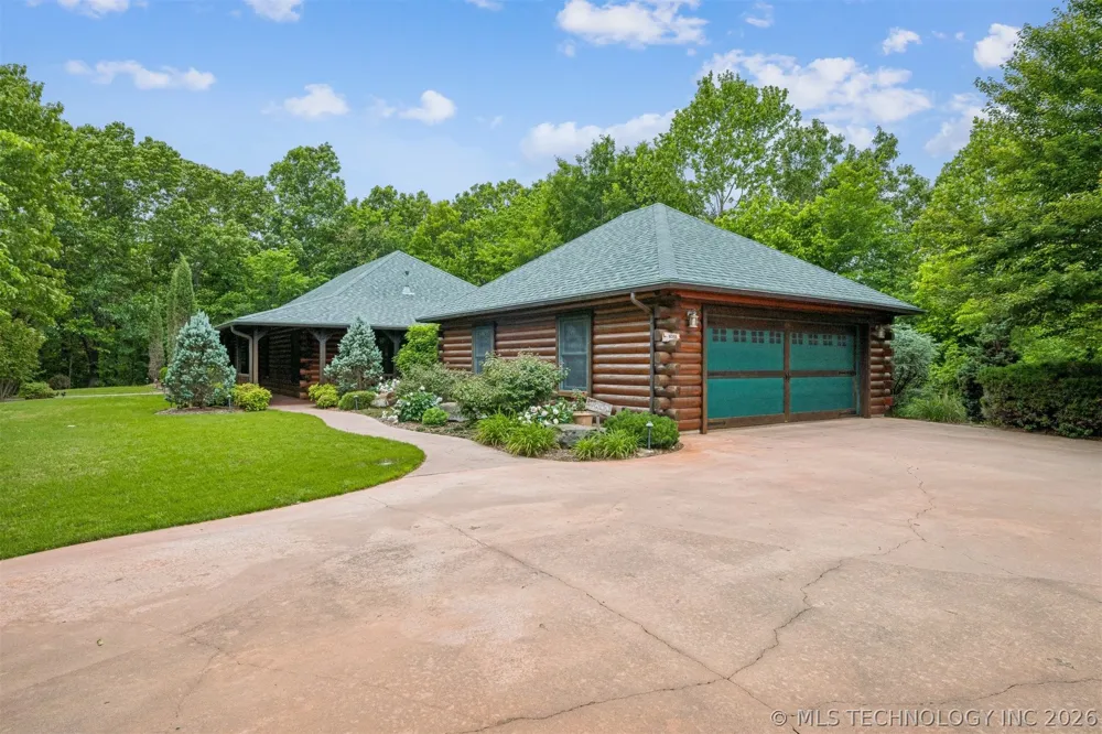 15172 S 4203 ROAD Claremore, OK 74017