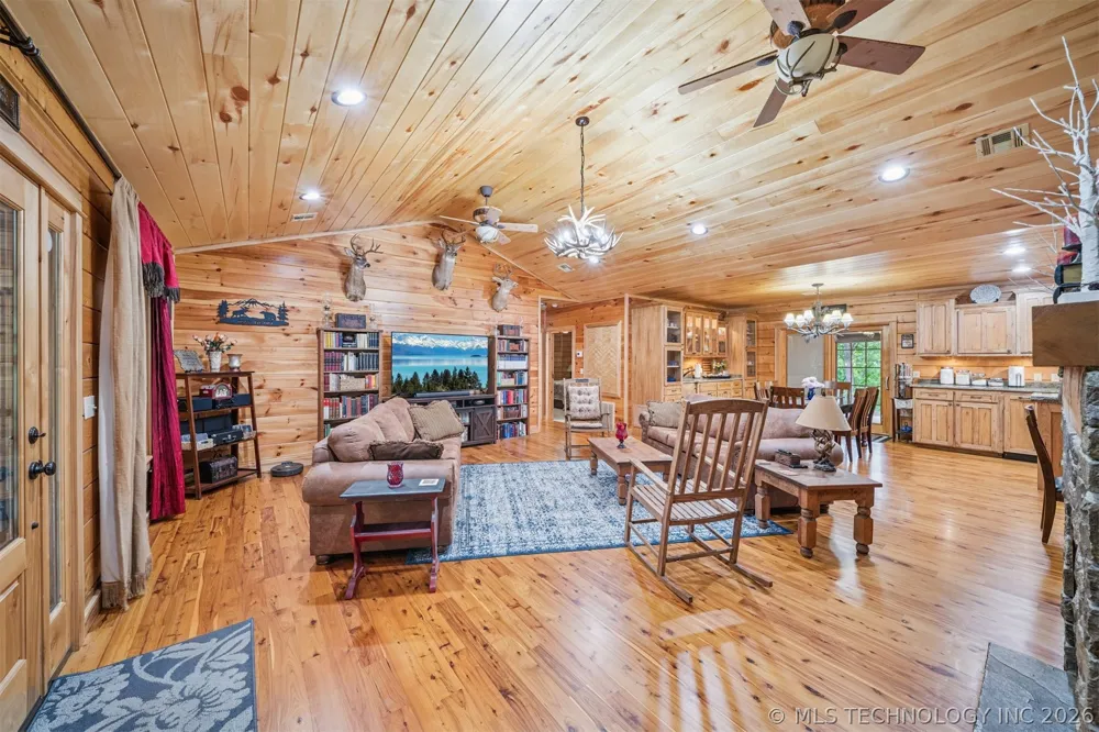 15172 S 4203 ROAD Claremore, OK 74017