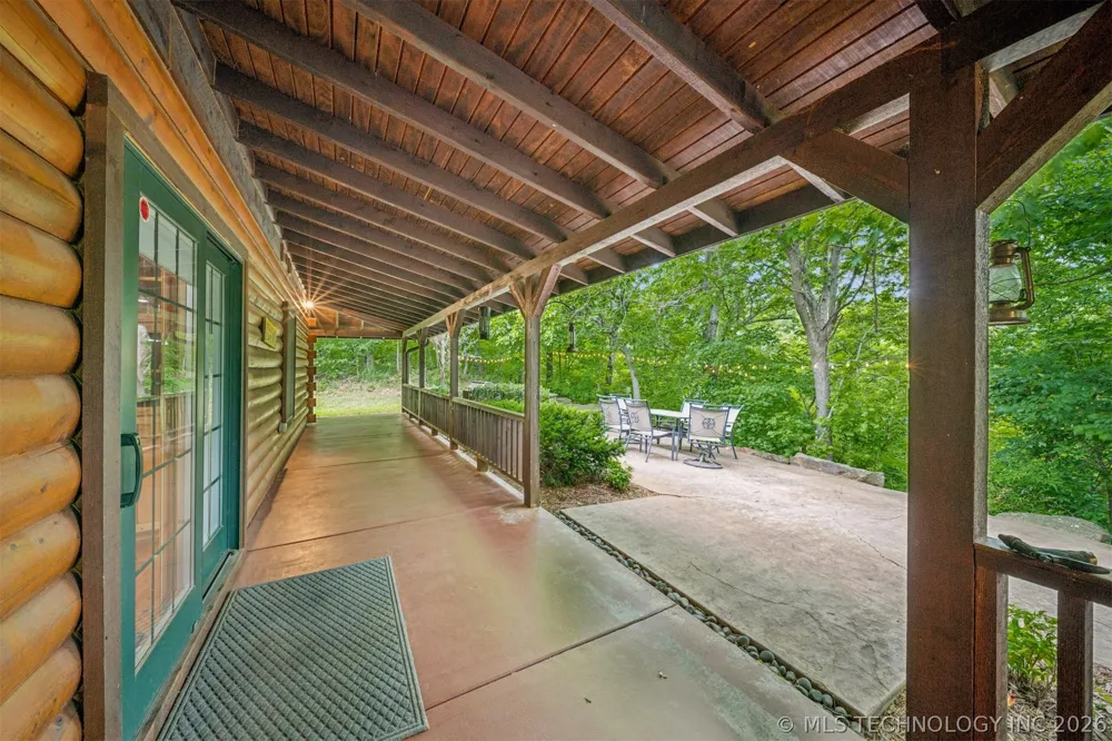 15172 S 4203 ROAD Claremore, OK 74017