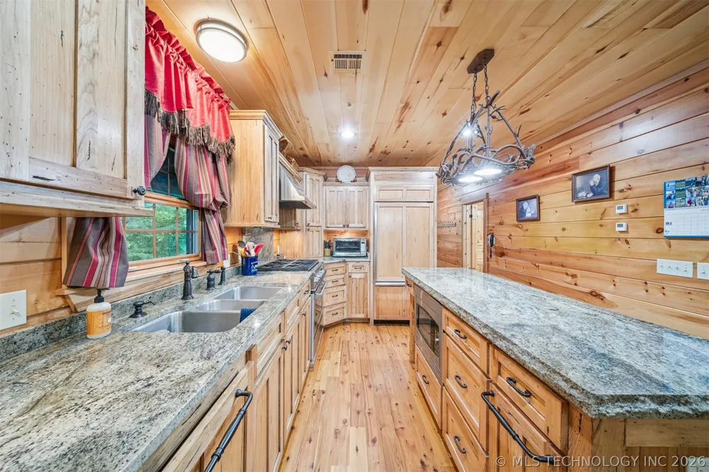 15172 S 4203 ROAD Claremore, OK 74017
