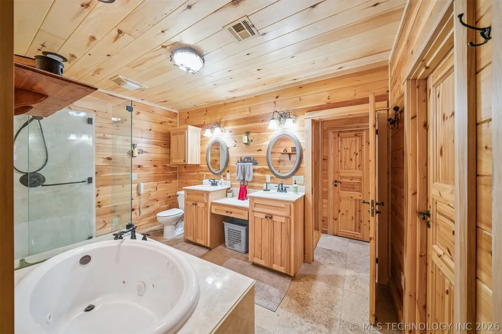 15172 S 4203 ROAD Claremore, OK 74017