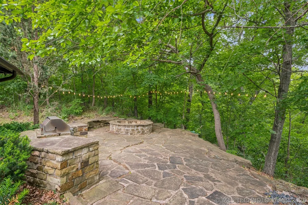 15172 S 4203 ROAD Claremore, OK 74017