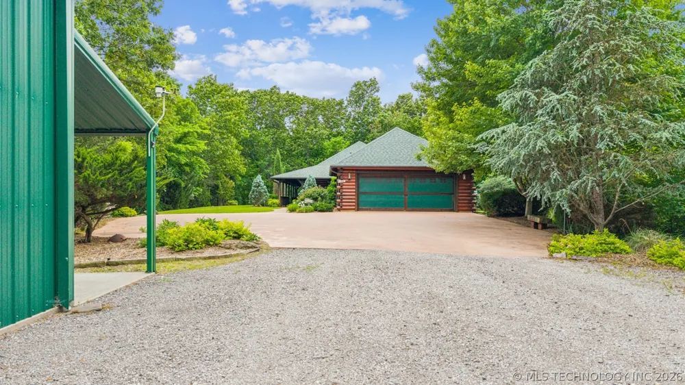 15172 S 4203 ROAD Claremore, OK 74017