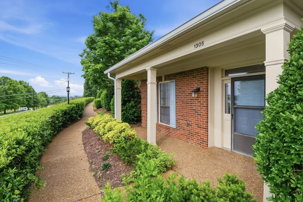 1305 Brentwood Pt Brentwood, TN 37027