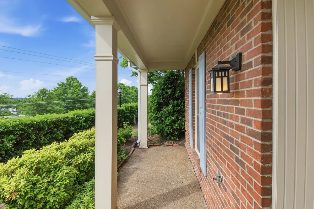 1305 Brentwood Pt Brentwood, TN 37027