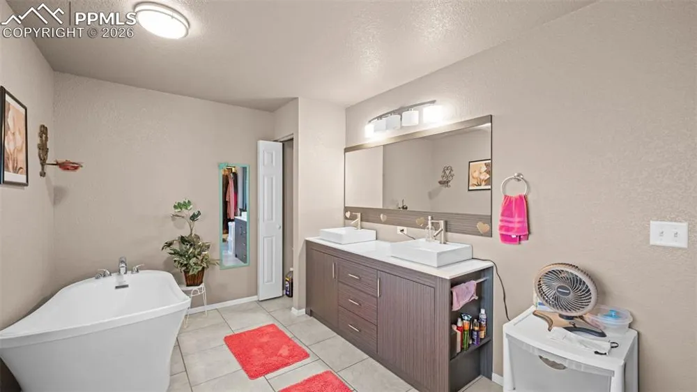 140 ELLICOTT Highway Calhan, CO 80808