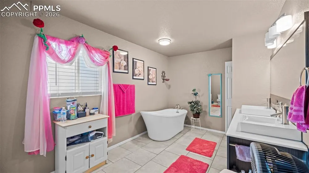 140 ELLICOTT Highway Calhan, CO 80808