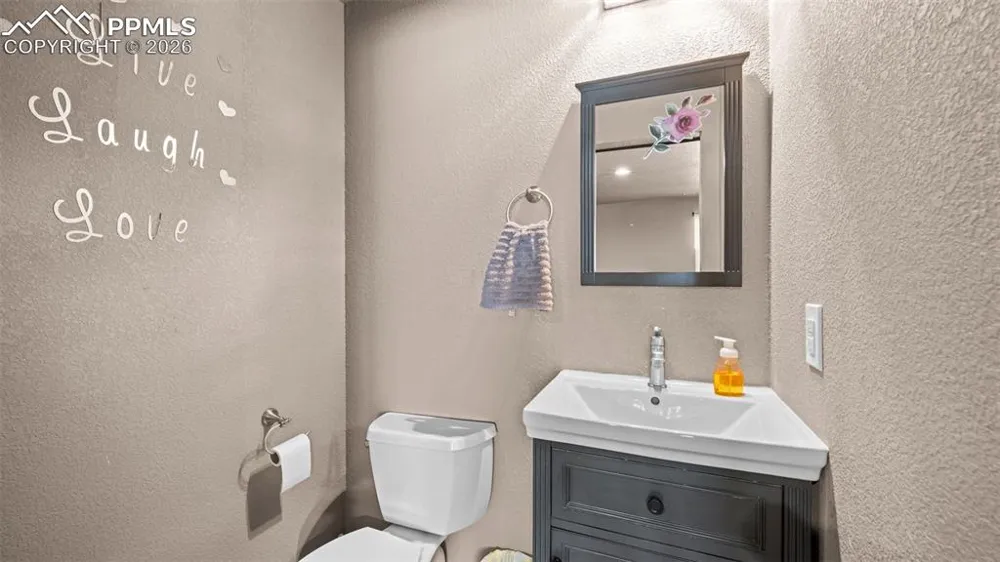 140 ELLICOTT Highway Calhan, CO 80808