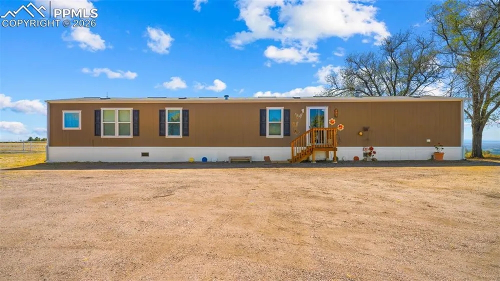 140 ELLICOTT Highway Calhan, CO 80808