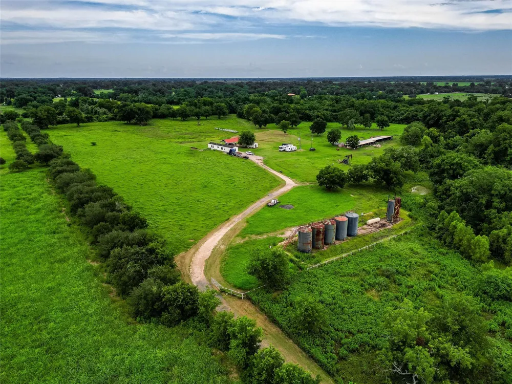 38929 Sampson Road Brookshire, TX 77423