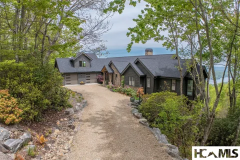96 Moltz Court