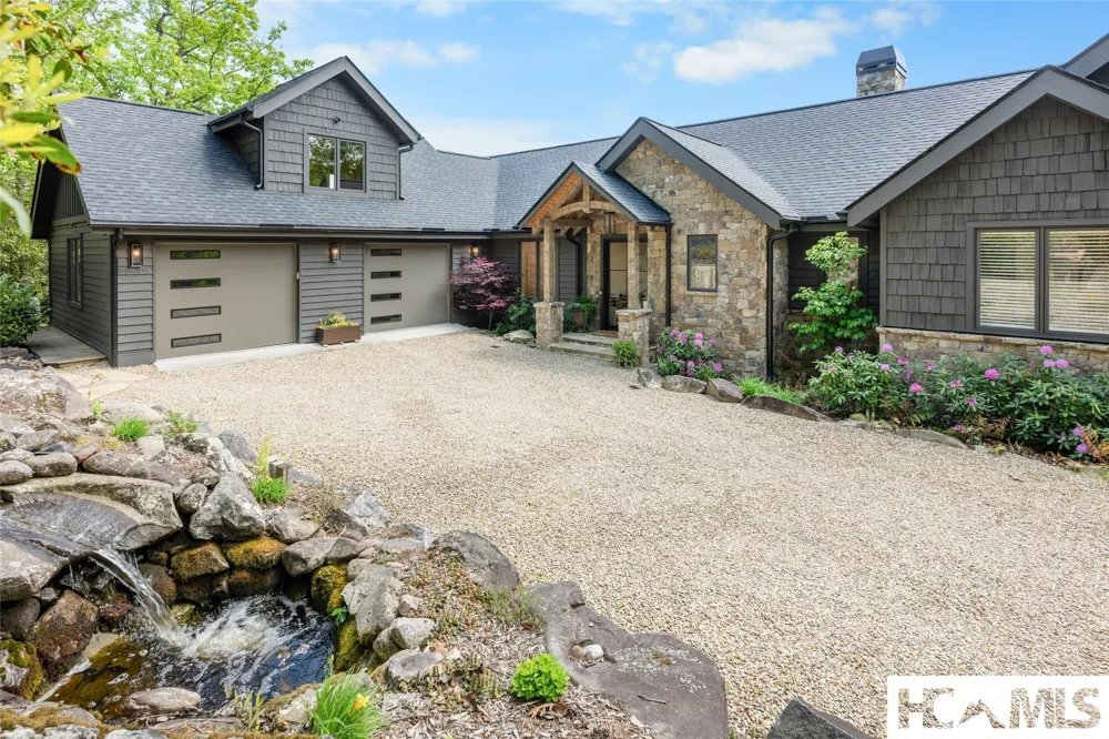 96 Moltz Court Lake Toxaway, NC 28747