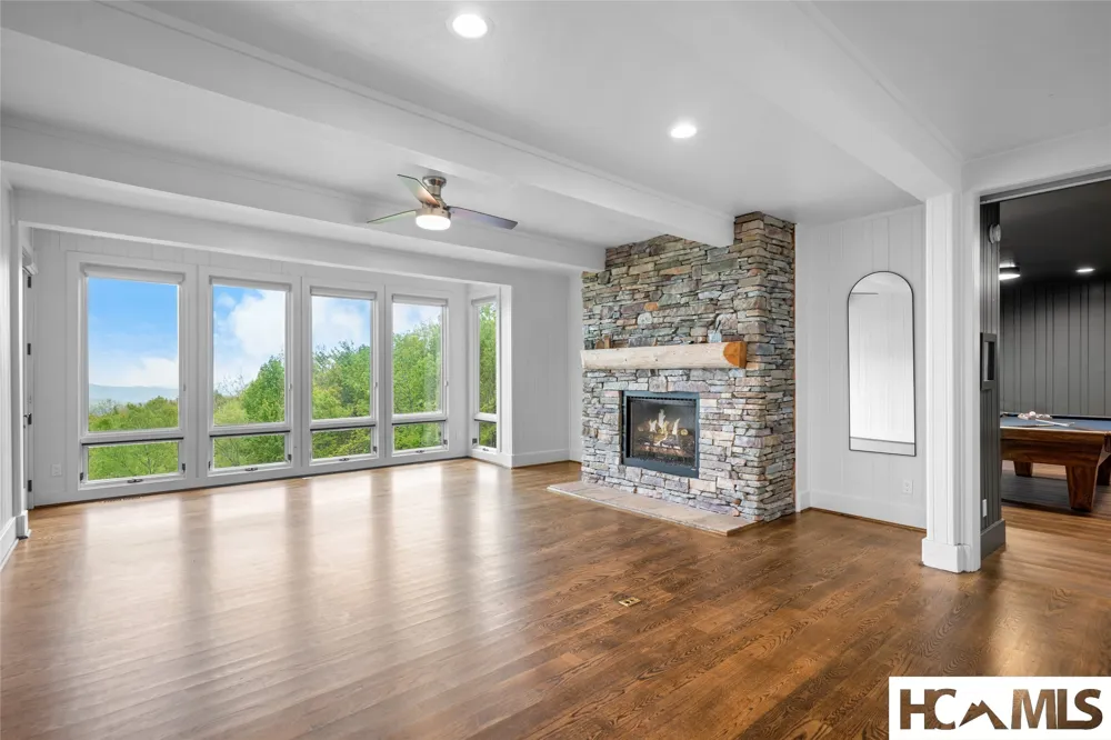 96 Moltz Court Lake Toxaway, NC 28747