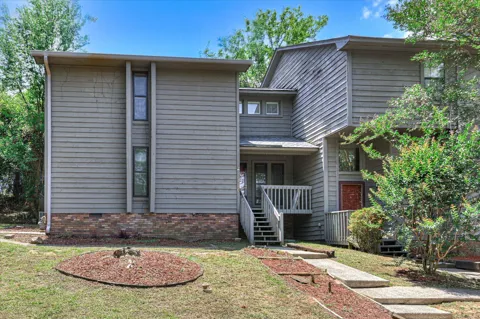3126 Village West Drive