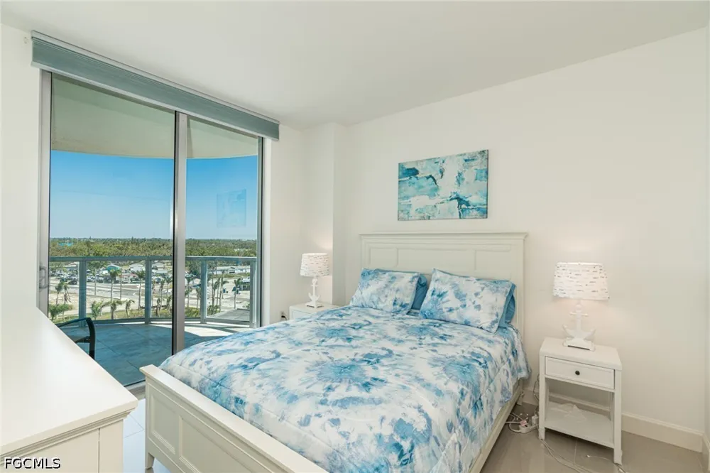 Oasis Grand Boulevard #801 Fort Myers, FL 33916