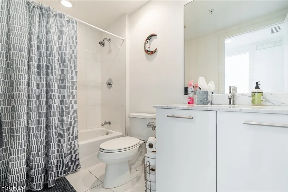 Oasis Grand Boulevard #801 Fort Myers, FL 33916
