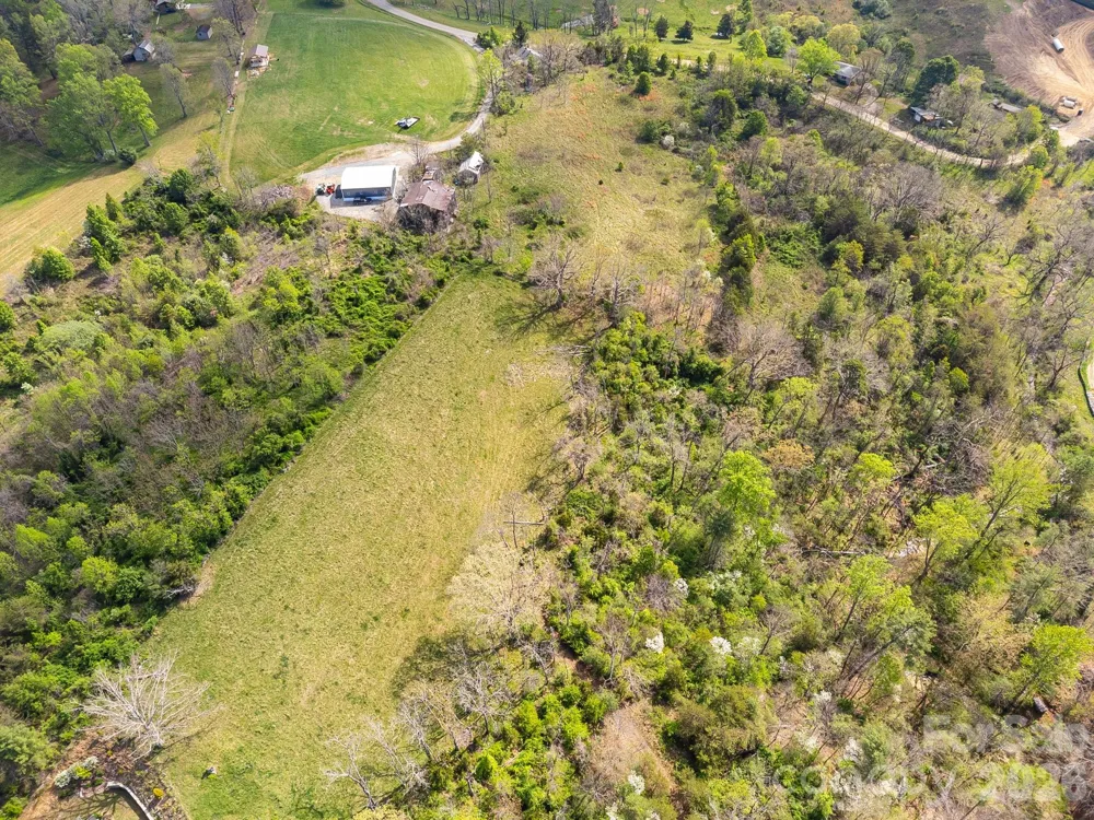 47 Gill Branch Road Weaverville, NC 28787