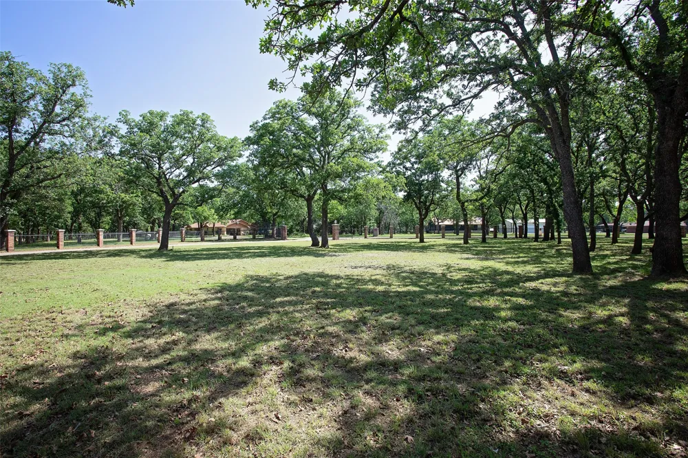 162 Eastledge Drive Graham, TX 76450