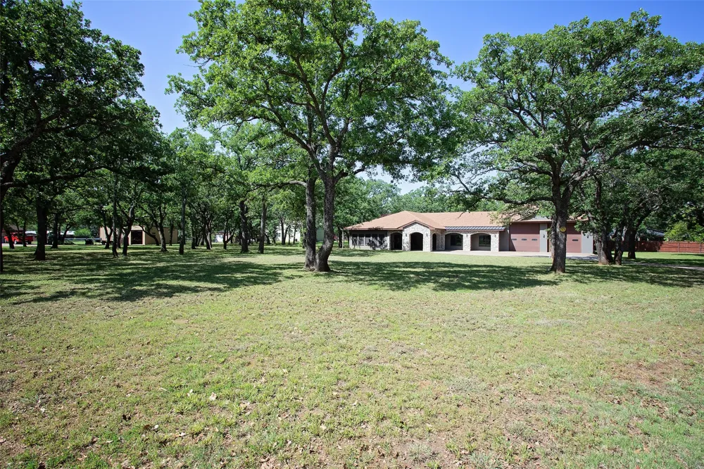 162 Eastledge Drive Graham, TX 76450